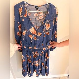 Torrid quarter sleeve flower mini dress- size 2